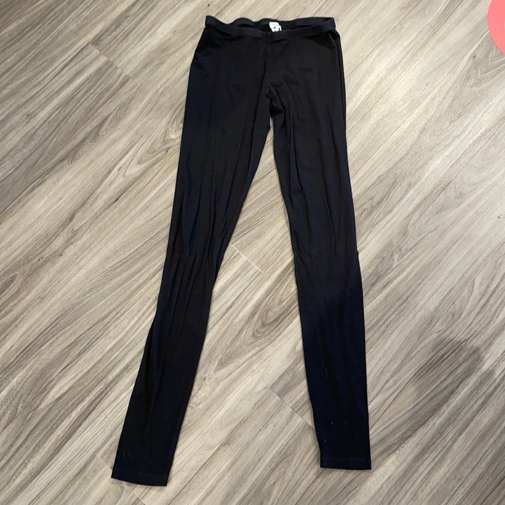 Splendid leggings